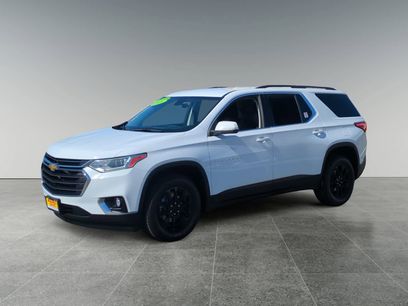 Used 2021 Chevrolet Traverse LT