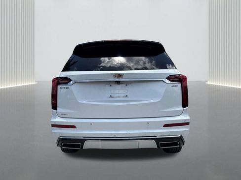 Used 2023 Cadillac XT6 Premium Luxury w/ Technology Package AWD/4WD image 6