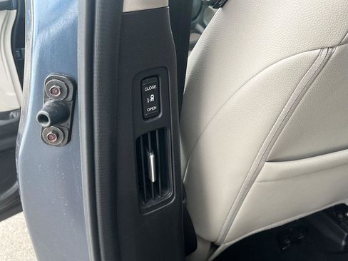 Used 2025 Honda Odyssey EX-L image 29