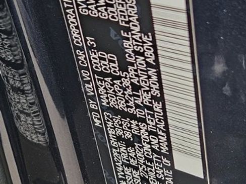 Used 2017 Volvo XC90 T6 Inscription w/ Vision Package image 23