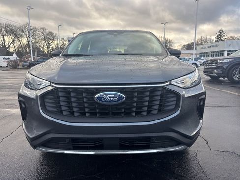 Used 2023 Ford Escape Active image 4