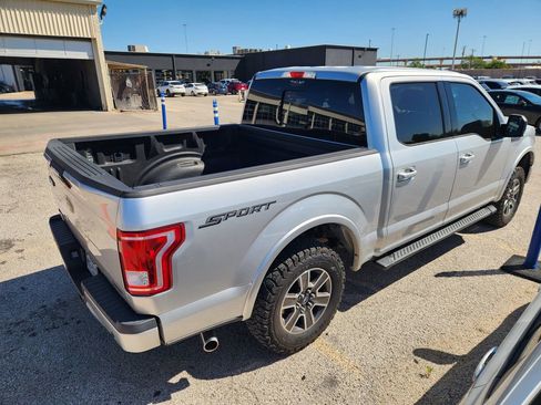 Used 2017 Ford F150 XLT w/ Equipment Group 302A Luxury image 3