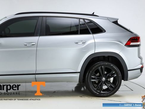 Used 2023 Volkswagen Atlas Cross Sport SEL R-Line image 43