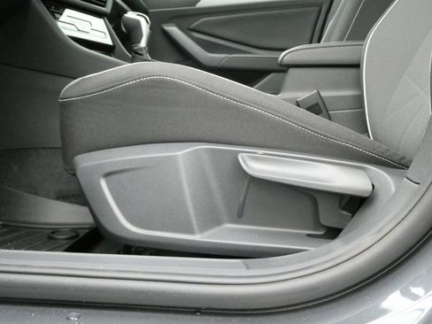 New 2025 Volkswagen Jetta Sport image 7