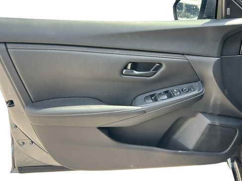 Certified 2025 Nissan Sentra S w/ Trunk Package FWD image 9