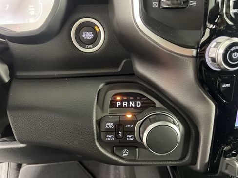 New 2026 RAM 1500 Big Horn AWD/4WD image 19
