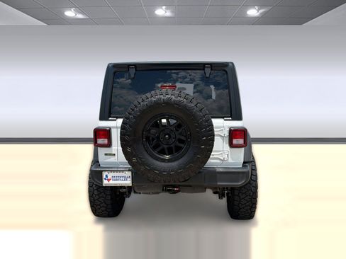 Used 2022 Jeep Wrangler Unlimited Sport AWD/4WD image 10