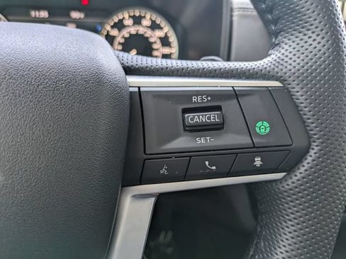 Used 2024 Mitsubishi Outlander SE Black Edition FWD image 23