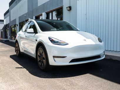 Used 2024 Tesla Model Y 2WD