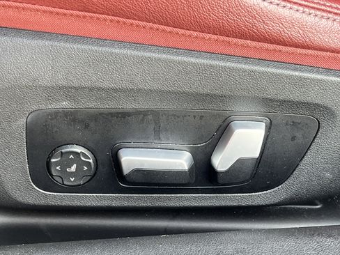 Used 2022 BMW 430i Coupe w/ Convenience Package image 18