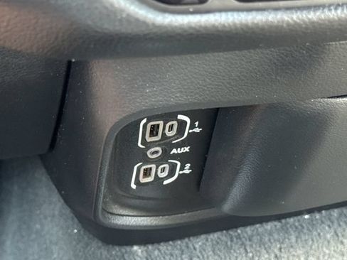 Used 2023 RAM 1500 Big Horn AWD/4WD image 27