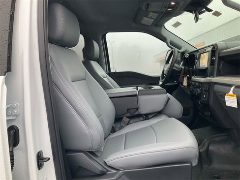 New 2025 Ford F450 XL w/ XL Chrome Package image 12