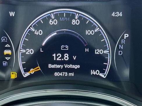 Used 2017 Jeep Grand Cherokee Altitude image 8