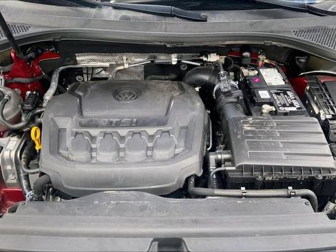 Used 2020 Volkswagen Tiguan SEL AWD/4WD image 10