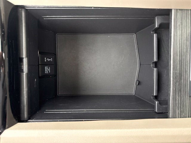 Used 2018 Honda Pilot Elite image 45