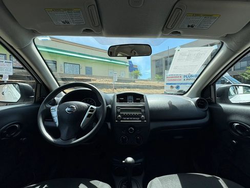 Used 2015 Nissan Versa S Plus FWD image 16