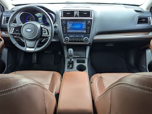 Used 2018 Subaru Outback 2.5i Touring w/ Popular Package #3 image 14