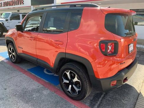 Used 2021 Jeep Renegade Trailhawk AWD/4WD image 2