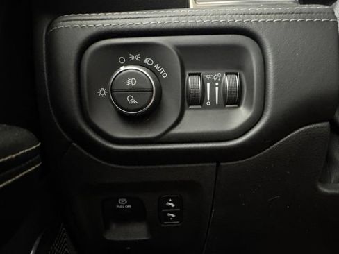 Used 2019 RAM 1500 Limited AWD/4WD image 20