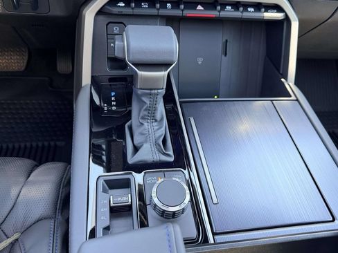 New 2026 Toyota Tundra Platinum AWD/4WD image 6