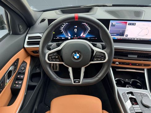 Used 2025 BMW M340i Sedan image 23