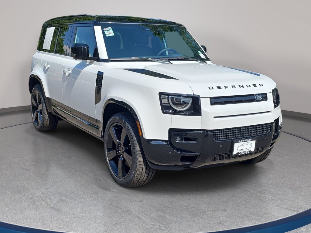 New 2026 Land Rover Defender 110 X-Dynamic SE AWD/4WD image 3