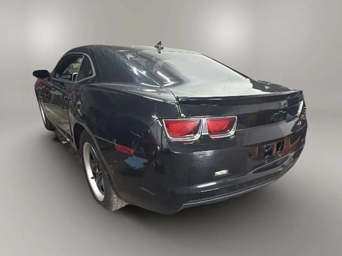 Used 2012 Chevrolet Camaro LS RWD image 3