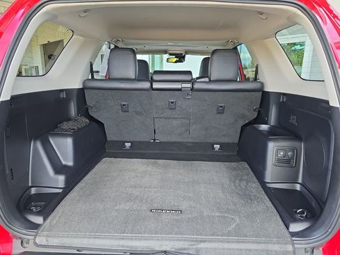 Used 2022 Toyota 4Runner Limited image 31