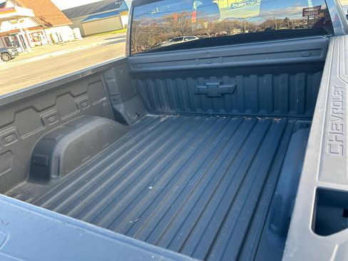 Used 2019 Chevrolet Silverado 1500 Custom w/ Custom Convenience Package image 15