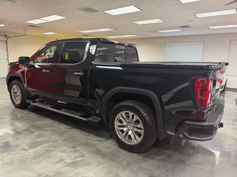 Used 2021 GMC Sierra 1500 Denali w/ Driver Alert Package II AWD/4WD image 11