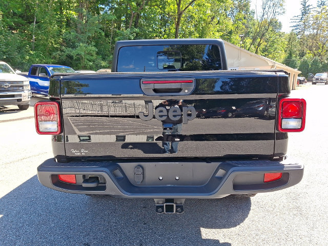 Used 2022 Jeep Gladiator Sport AWD/4WD image 7
