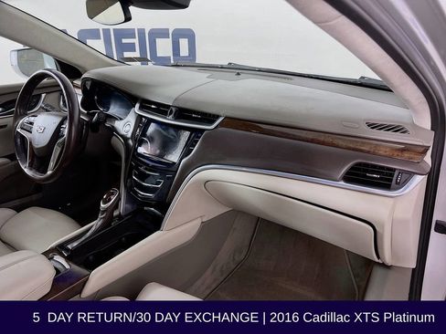 Used 2016 Cadillac XTS Platinum image 34