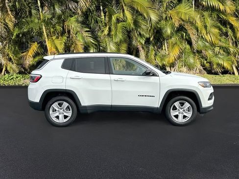 Certified 2022 Jeep Compass Latitude w/ Convenience Group image 4