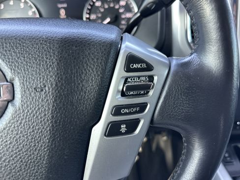 Used 2020 Nissan Titan SL w/ Moonroof Package RWD image 25