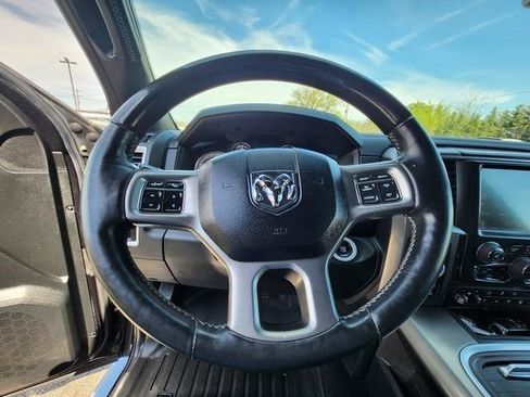 Used 2016 RAM 1500 Limited image 12