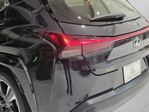 New 2025 Lexus UX 300h FWD image 13