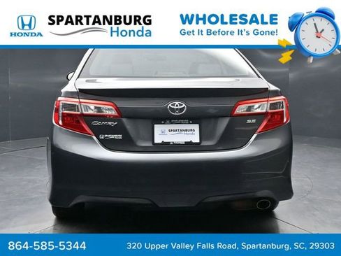 Used 2014 Toyota Camry SE image 6