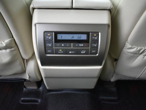 Used 2013 Lexus GX 460 w/ Comfort Plus Pkg AWD/4WD image 41