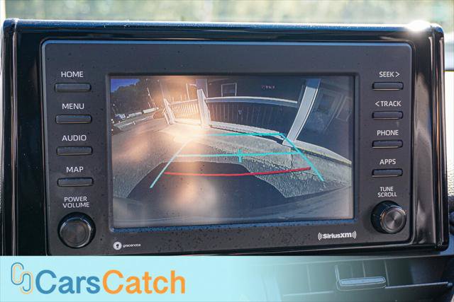 Used 2020 Toyota RAV4 XLE w/ Convenience Package FWD image 28