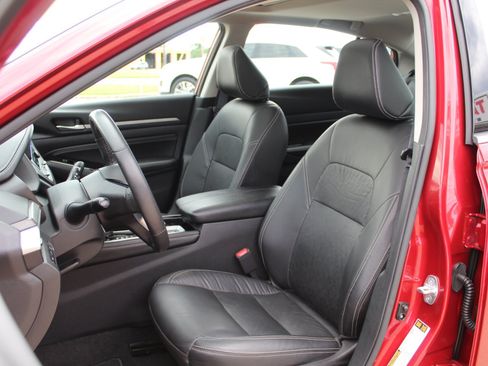 Used 2023 Nissan Altima 2.5 SL AWD/4WD image 44
