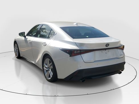 Certified 2023 Lexus IS 300 w/ Comfort Package RWD image 5