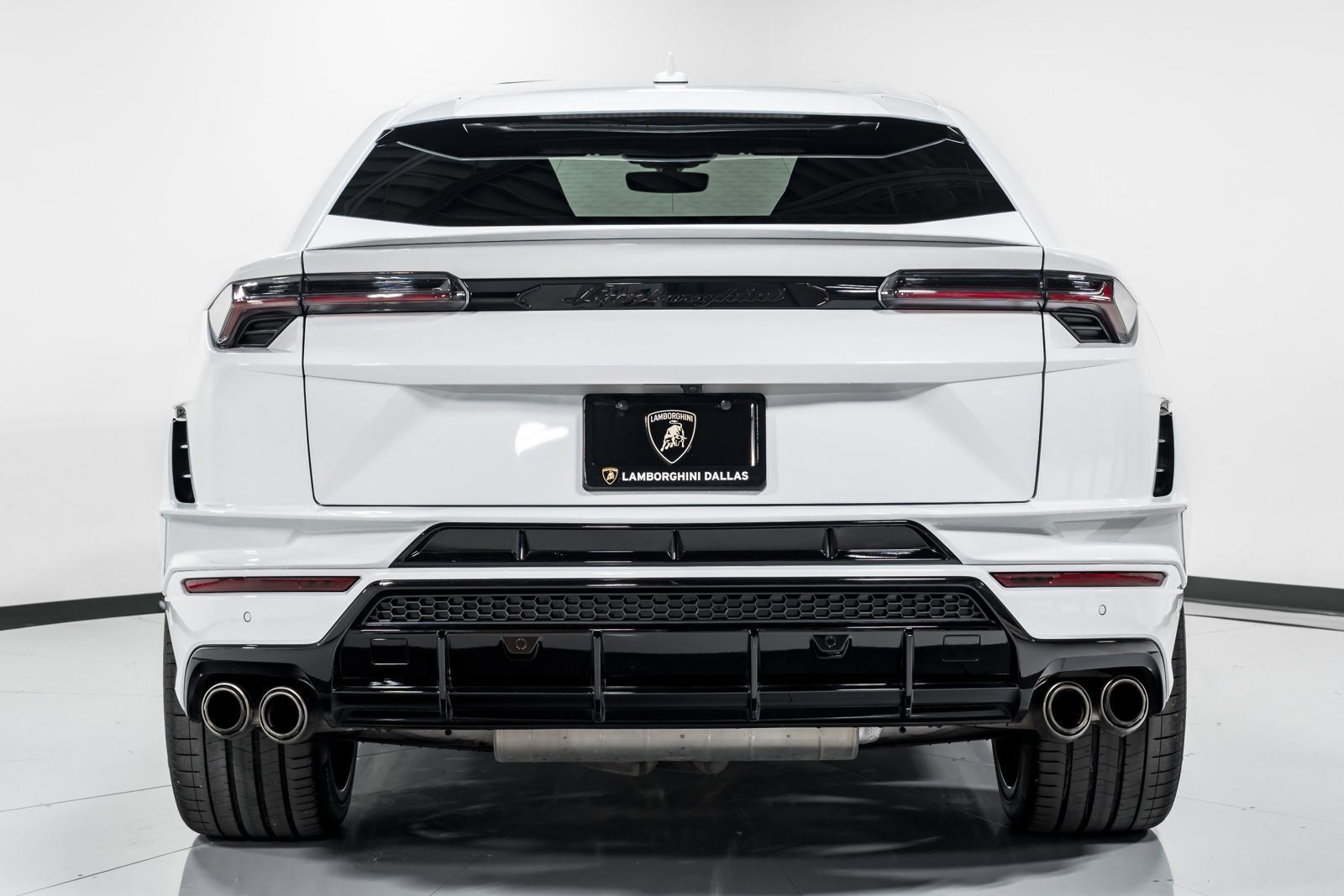 Used 2023 Lamborghini Urus S AWD/4WD image 5