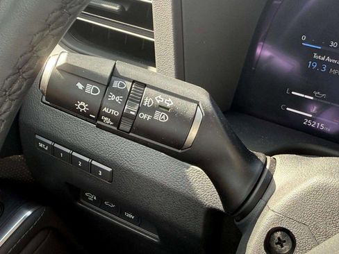 Used 2024 Lexus GX 550 w/ Cold Area Package AWD/4WD image 45