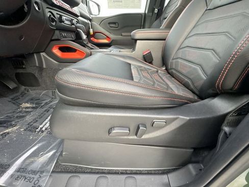 New 2026 Nissan Frontier PRO-4X w/ Pro Premium Package image 12
