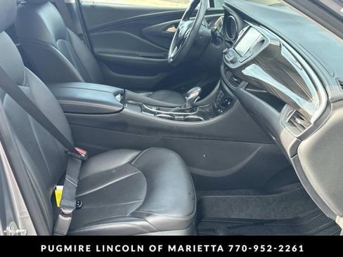 Used 2020 Buick Envision Essence w/ Experience Buick Package FWD image 13