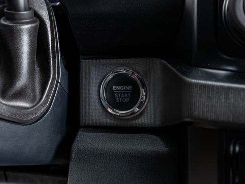 Used 2024 Ford F350 Platinum w/ FX4 Off-Road Package image 23