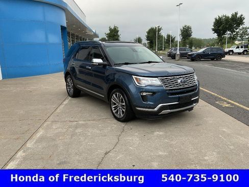 Used 2019 Ford Explorer Platinum AWD/4WD image 7