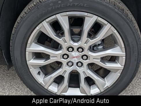 New 2026 GMC Acadia Denali w/ Super Cruise Package FWD image 9
