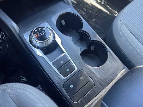 Used 2021 Ford Escape S image 10