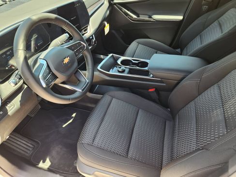 New 2027 Chevrolet Equinox LT FWD image 12